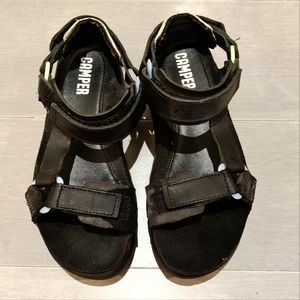Camper Oruga Up Platform Sandals